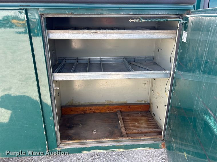 image for item EK3695 2008 GMC C4500 Crew Cab utility / service truck