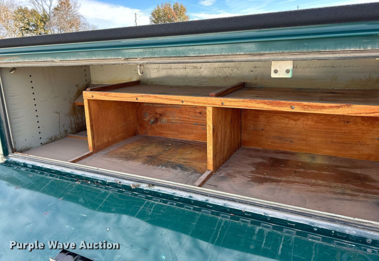 image for item EK3695 2008 GMC C4500 Crew Cab utility / service truck