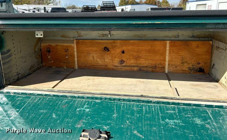 image for item EK3695 2008 GMC C4500 Crew Cab utility / service truck