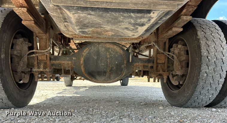 image for item EK3695 2008 GMC C4500 Crew Cab utility / service truck