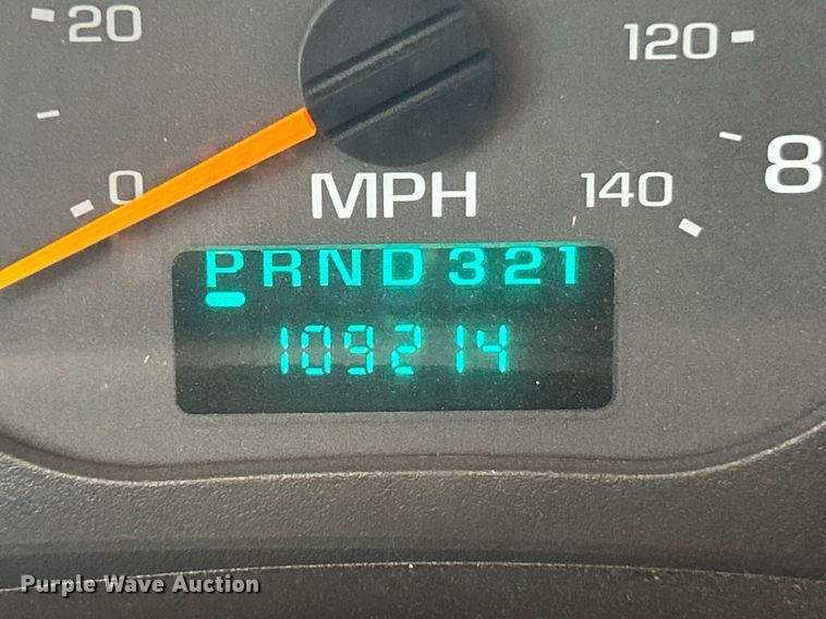 image for item EK3695 2008 GMC C4500 Crew Cab utility / service truck