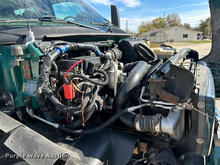 image for item EK3695 2008 GMC C4500 Crew Cab utility / service truck