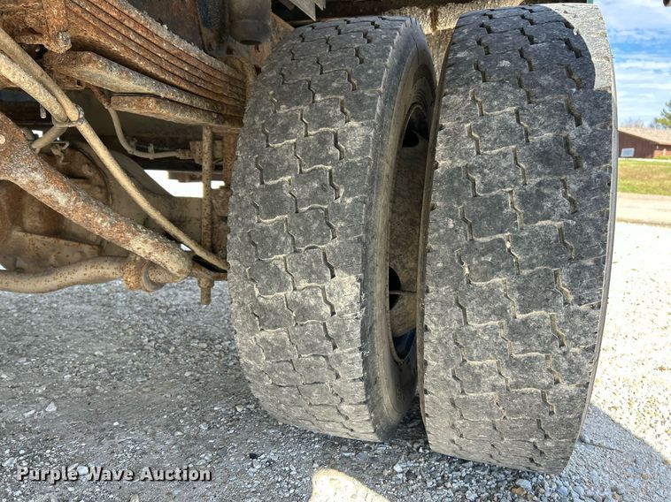 image for item EK3695 2008 GMC C4500 Crew Cab utility / service truck