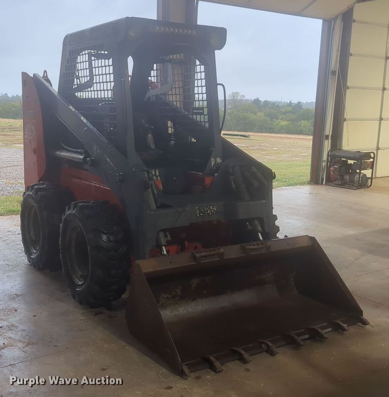 image for item EQ2448 Thomas B403/LQ170R skid steer loader