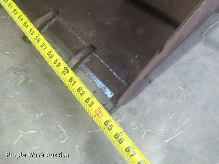 image for item EQ2448 Thomas B403/LQ170R skid steer loader