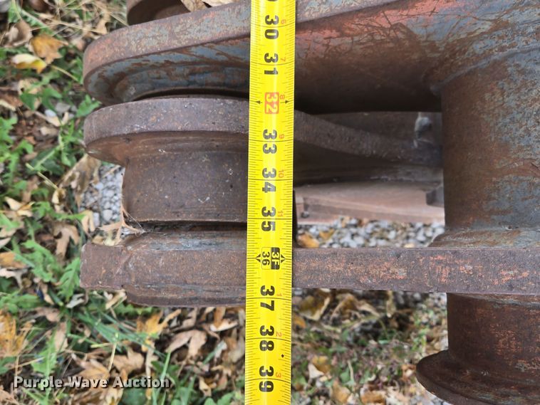 image for item EQ3545 Pemberton  grapple bucket 