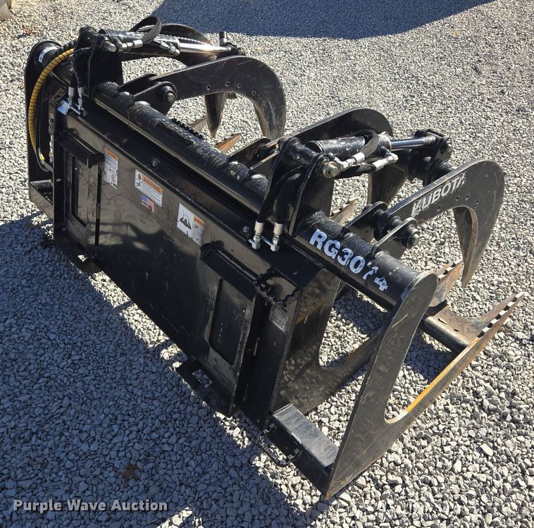 image for item EQ3582 Kubota  RG3074 skid steer grapple bucket