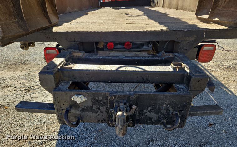 image for item EQ3584 1997 Ford  Max L-9000 grapple truck