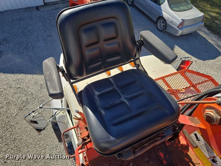 image for item EQ3584 1997 Ford  Max L-9000 grapple truck