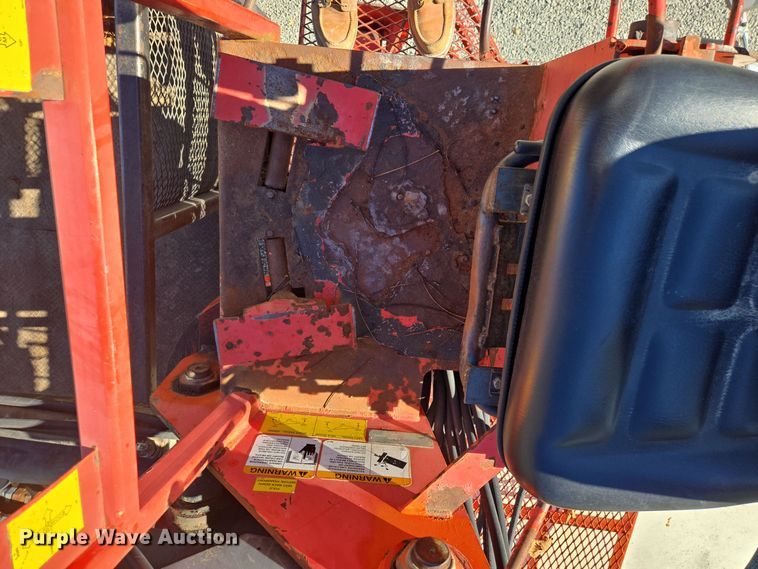 image for item EQ3584 1997 Ford  Max L-9000 grapple truck