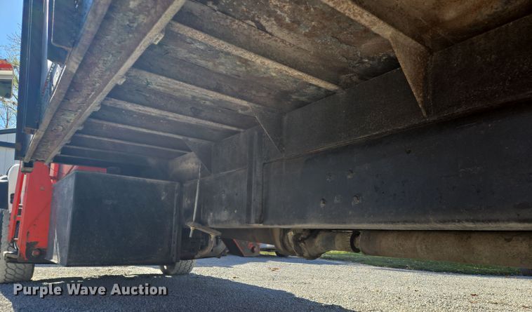 image for item EQ3584 1997 Ford  Max L-9000 grapple truck