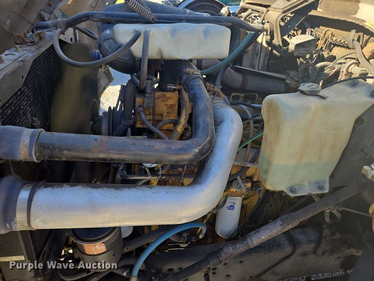 image for item EQ3584 1997 Ford  Max L-9000 grapple truck