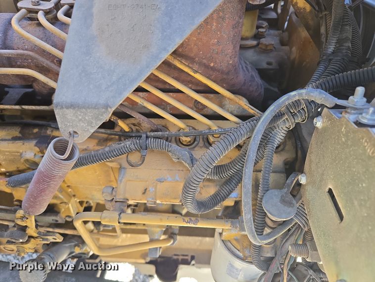 image for item EQ3584 1997 Ford  Max L-9000 grapple truck