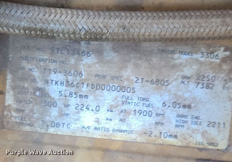 image for item EQ3584 1997 Ford  Max L-9000 grapple truck