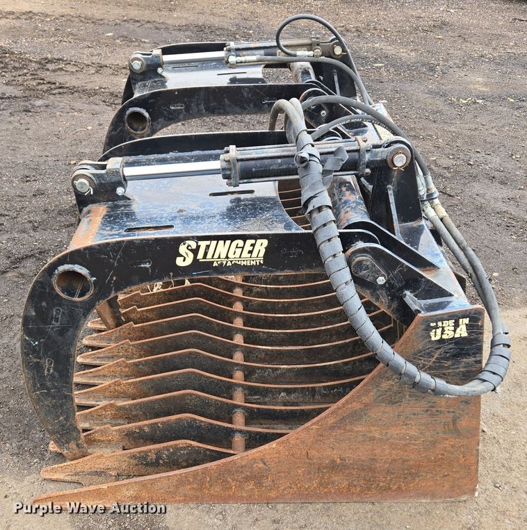 image for item ER5002 Stinger RG66 skid steer grapple bucket