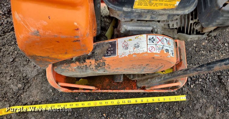 image for item ER5005 Mikasa MVC-82VHW plate compactor