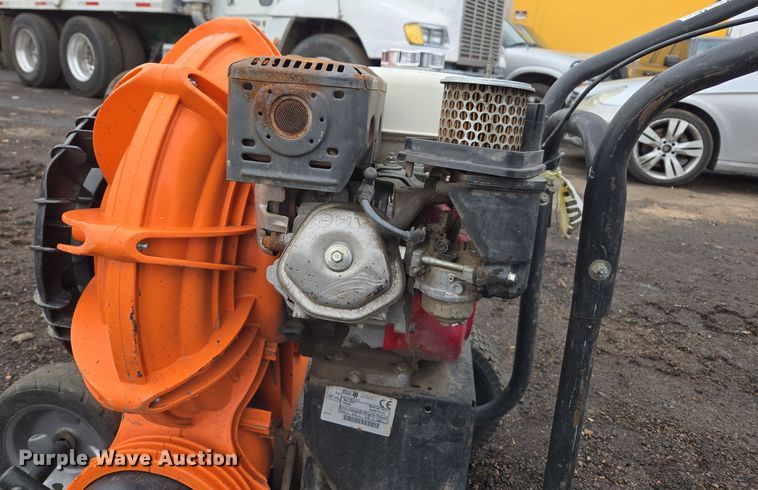 image for item ER5005 Mikasa MVC-82VHW plate compactor