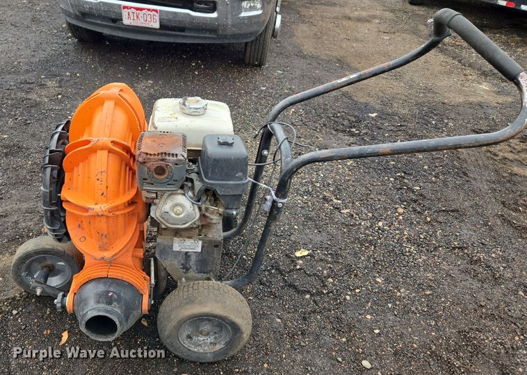 image for item ER5005 Mikasa MVC-82VHW plate compactor