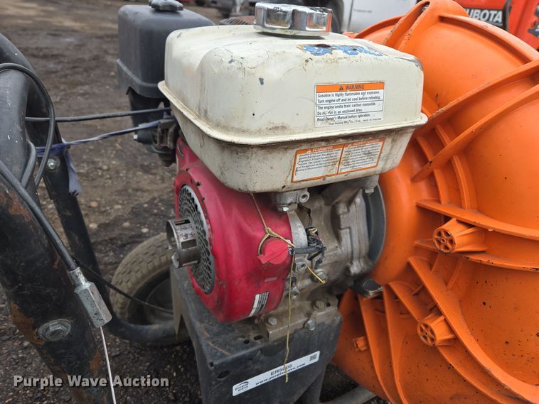 image for item ER5005 Mikasa MVC-82VHW plate compactor