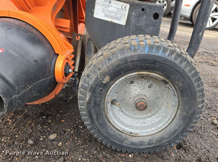 image for item ER5005 Mikasa MVC-82VHW plate compactor