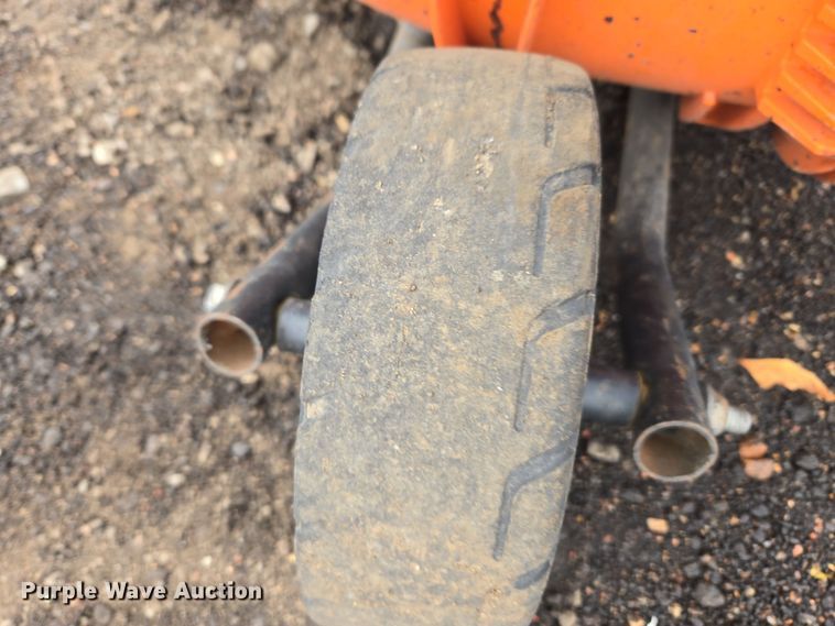 image for item ER5005 Mikasa MVC-82VHW plate compactor