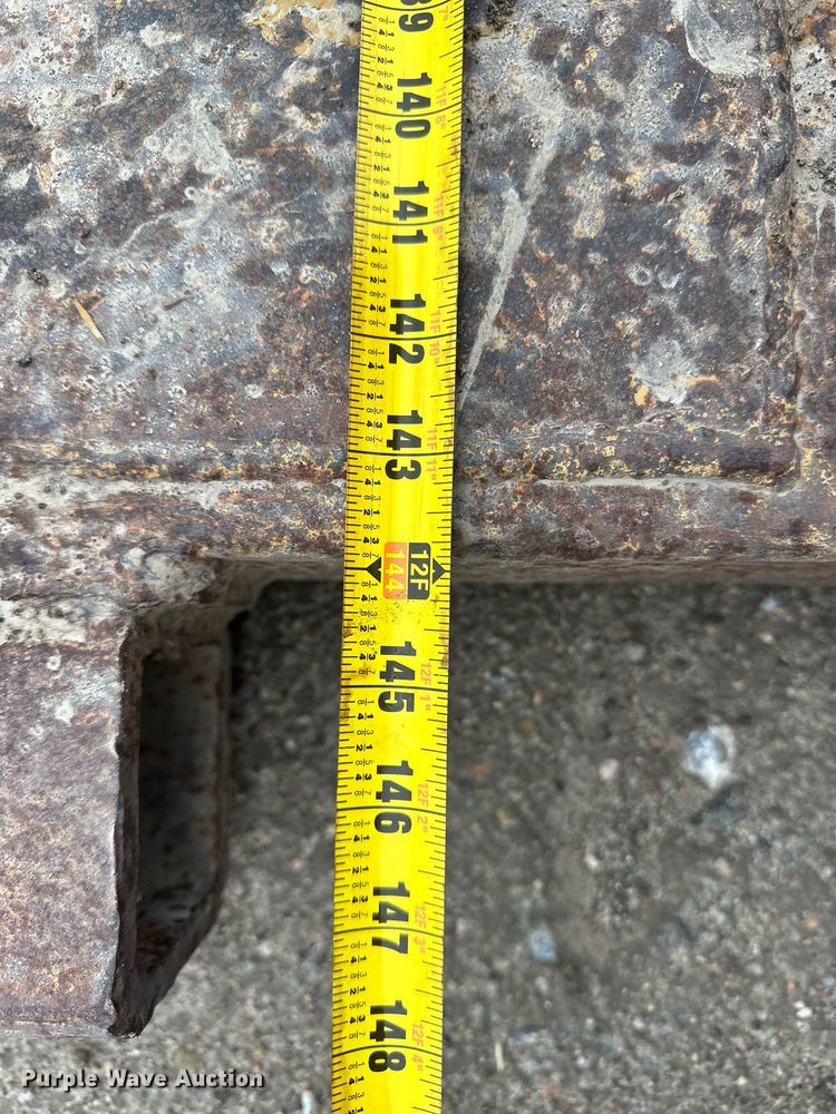 image for item ER8184 Trench shores