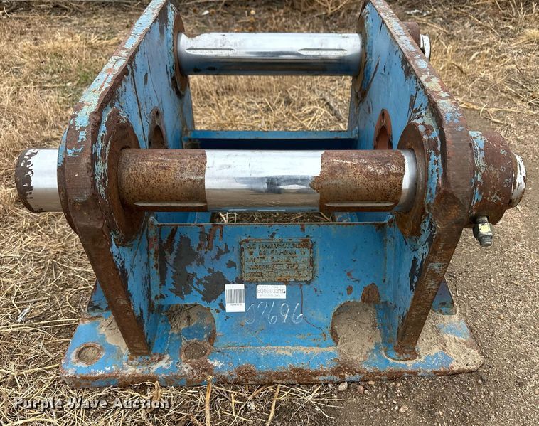 image for item ER8190 SUI Manufacturing  UMB316 breaker adapter plate