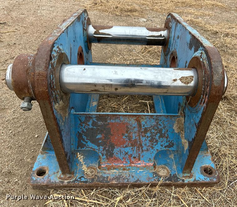 image for item ER8190 SUI Manufacturing  UMB316 breaker adapter plate