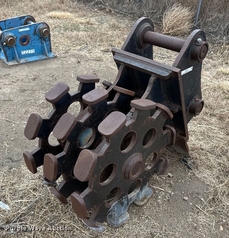 image for item ER8191 Compaction wheel