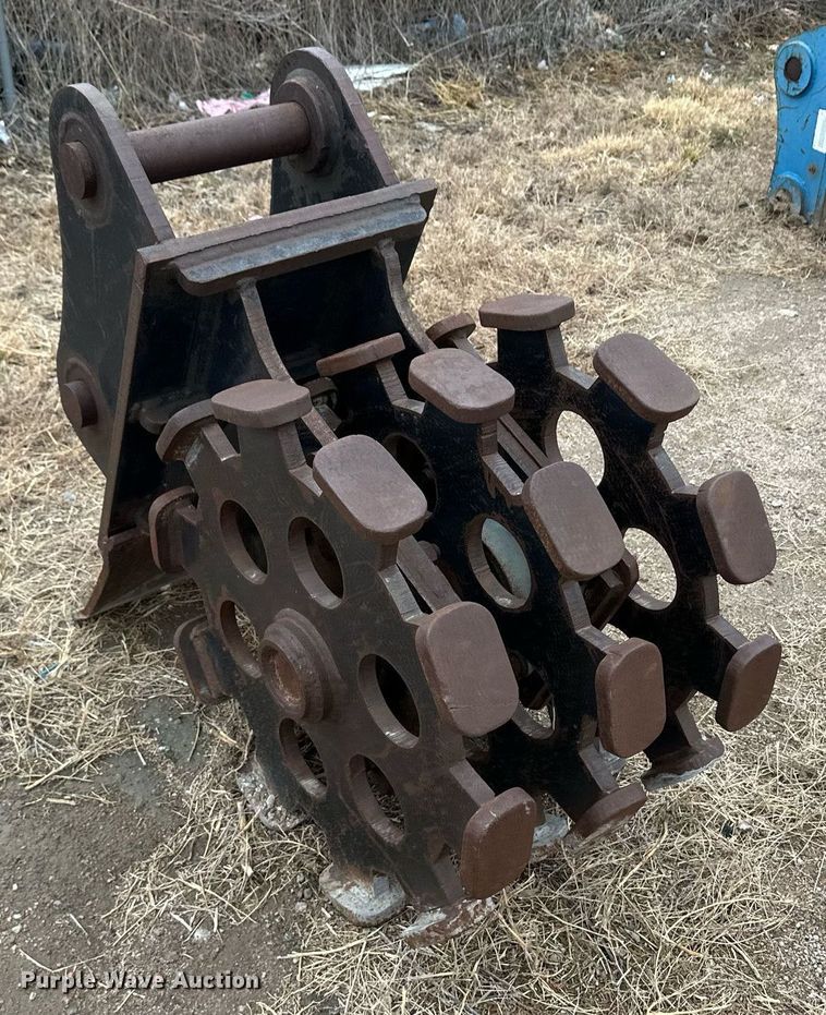 image for item ER8191 Compaction wheel