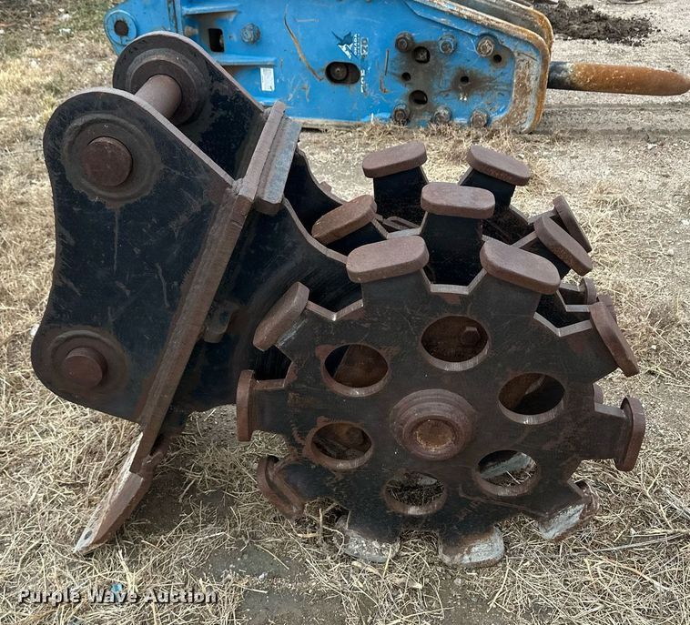 image for item ER8191 Compaction wheel