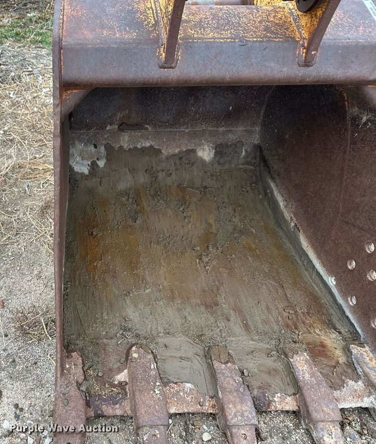 image for item ER8193 Central Aerators Inc bucket