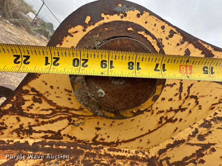 image for item ER8193 Central Aerators Inc bucket