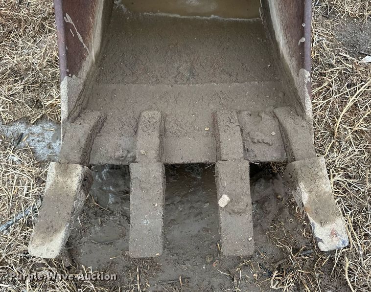 image for item ER8196 Backhoe bucket