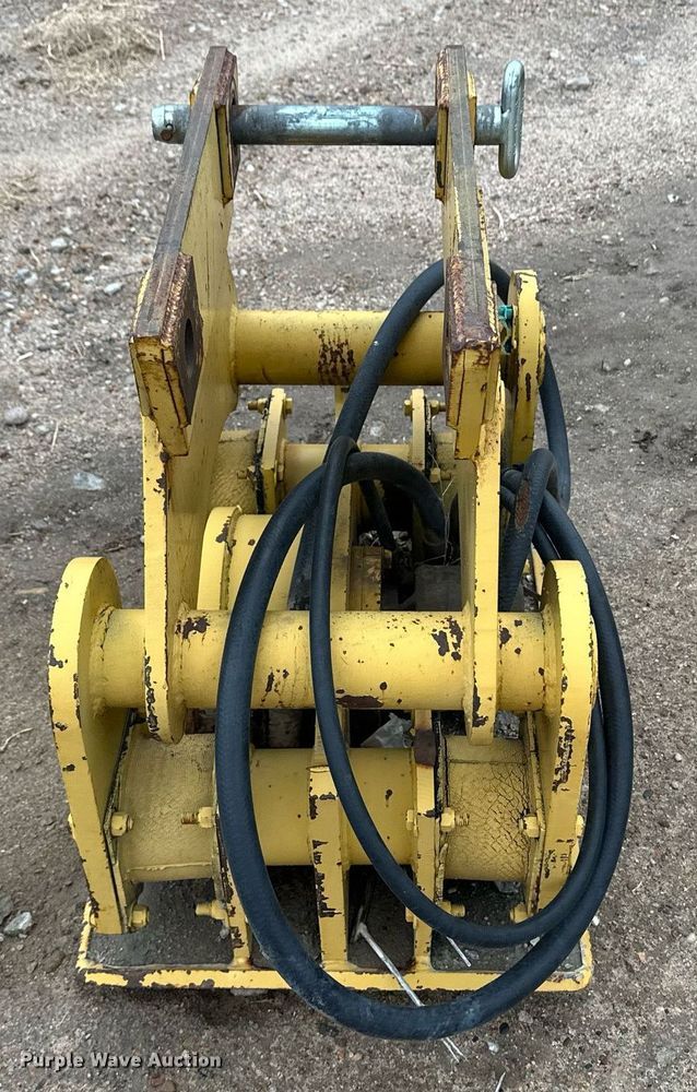 image for item ER8200 Kent Air Tools KHP 12 plate compactor