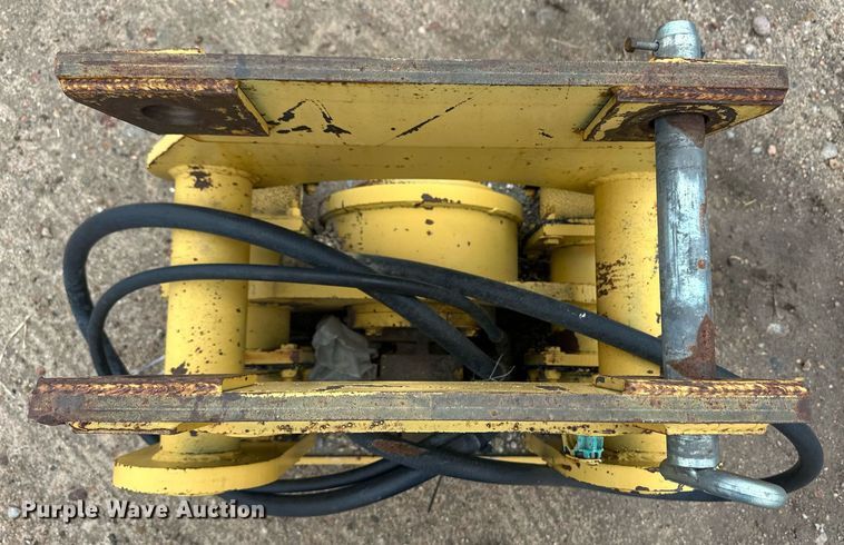 image for item ER8200 Kent Air Tools KHP 12 plate compactor