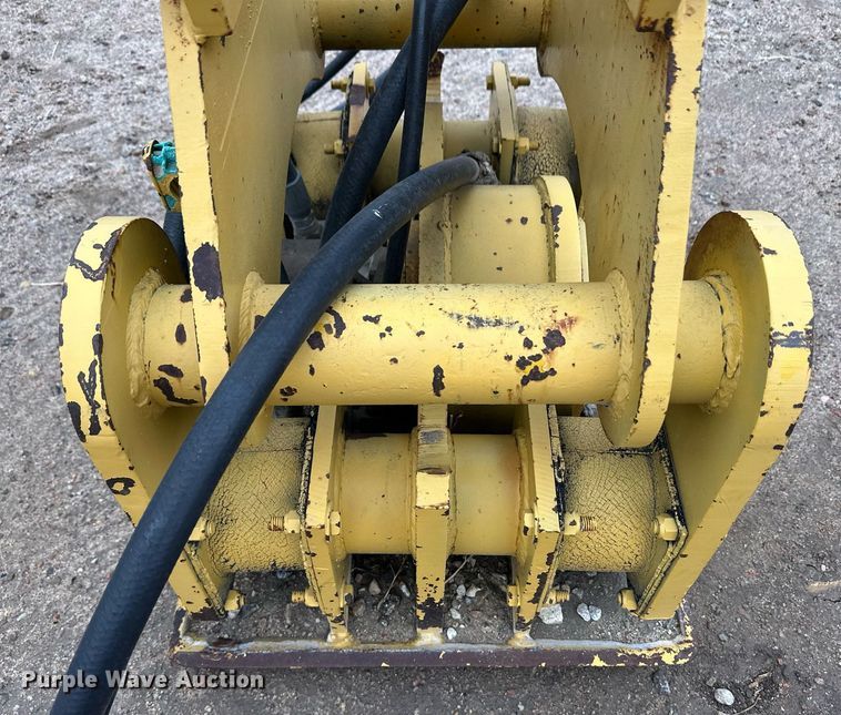 image for item ER8200 Kent Air Tools KHP 12 plate compactor