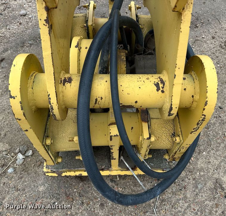 image for item ER8200 Kent Air Tools KHP 12 plate compactor