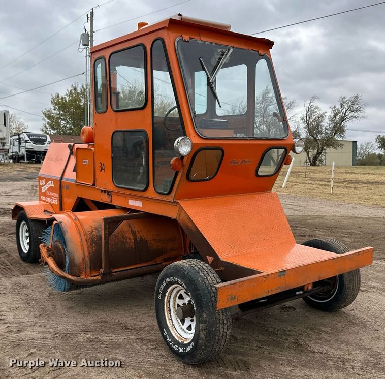 image for item ER8202 Broce Broom RJ300 broom