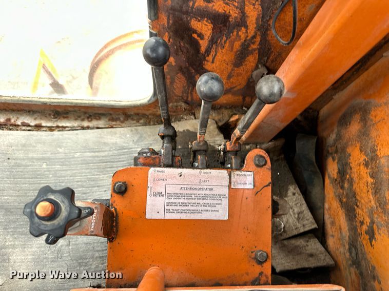 image for item ER8202 Broce Broom RJ300 broom