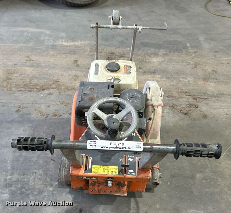 image for item ER8210 Clipper concrete saw