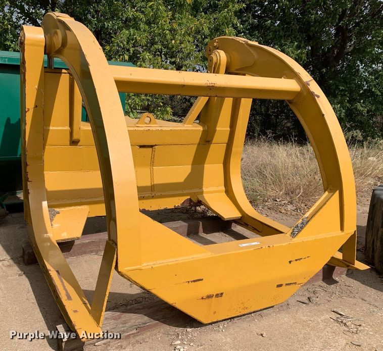 image for item JT9667 Wicker log grapple bucket