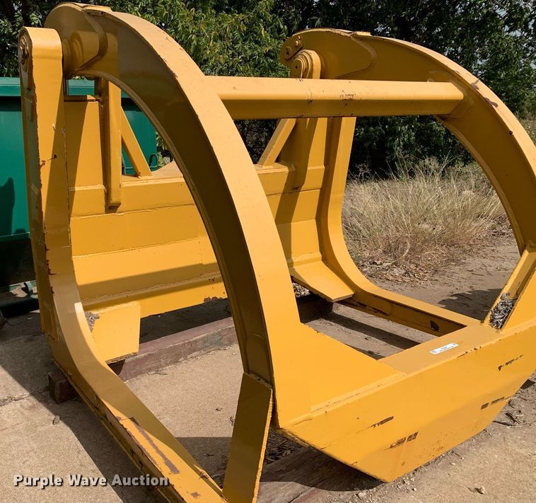 image for item JT9667 Wicker log grapple bucket