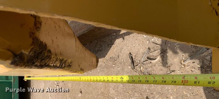 image for item JT9667 Wicker log grapple bucket