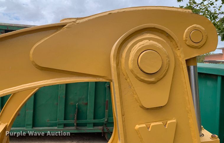 image for item JT9667 Wicker log grapple bucket