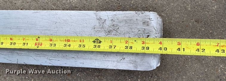 image for item JT9668 Caterpillar  DP40N forklift