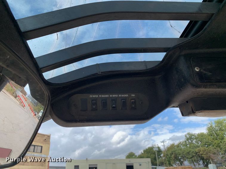 image for item JT9668 Caterpillar  DP40N forklift