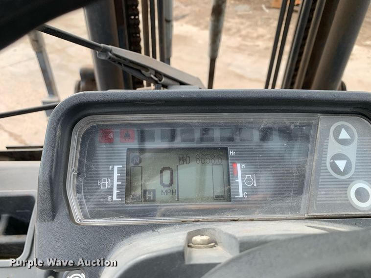 image for item JT9668 Caterpillar  DP40N forklift