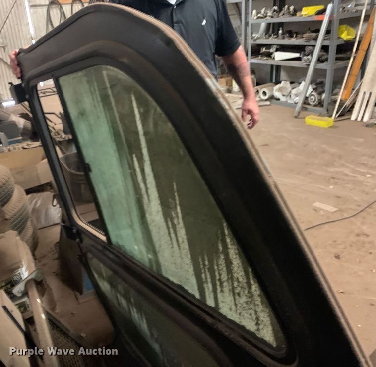 image for item JT9668 Caterpillar  DP40N forklift