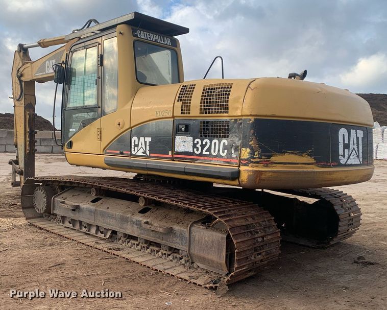 image for item JT9672 2005 Caterpillar  320C L excavator